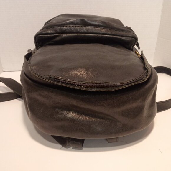 MADEWELL True Black Lorimer LG Backpack--Smooth Heavy Leather--Unisex - Picture 7 of 15